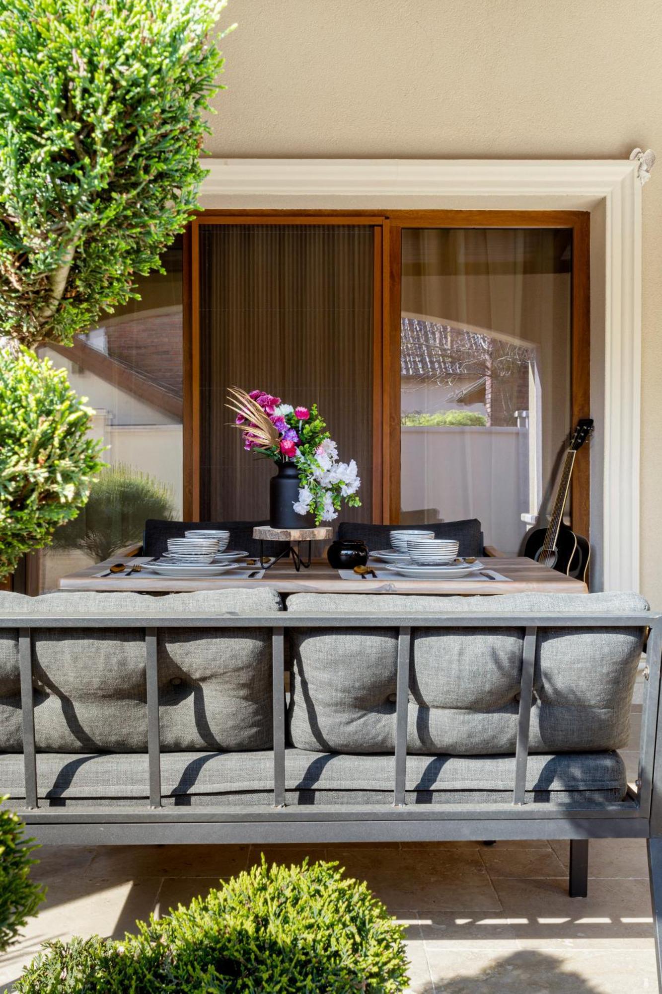 Sika Palladium Garden & Spa Central Apartment Arad Exterior foto