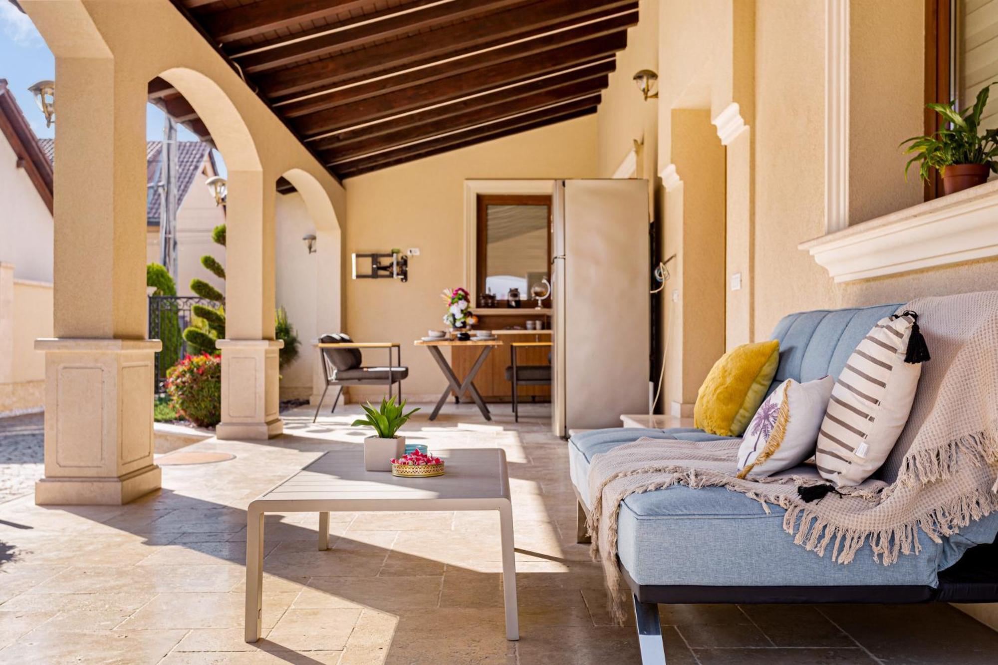 Sika Palladium Garden & Spa Central Apartment Arad Exterior foto
