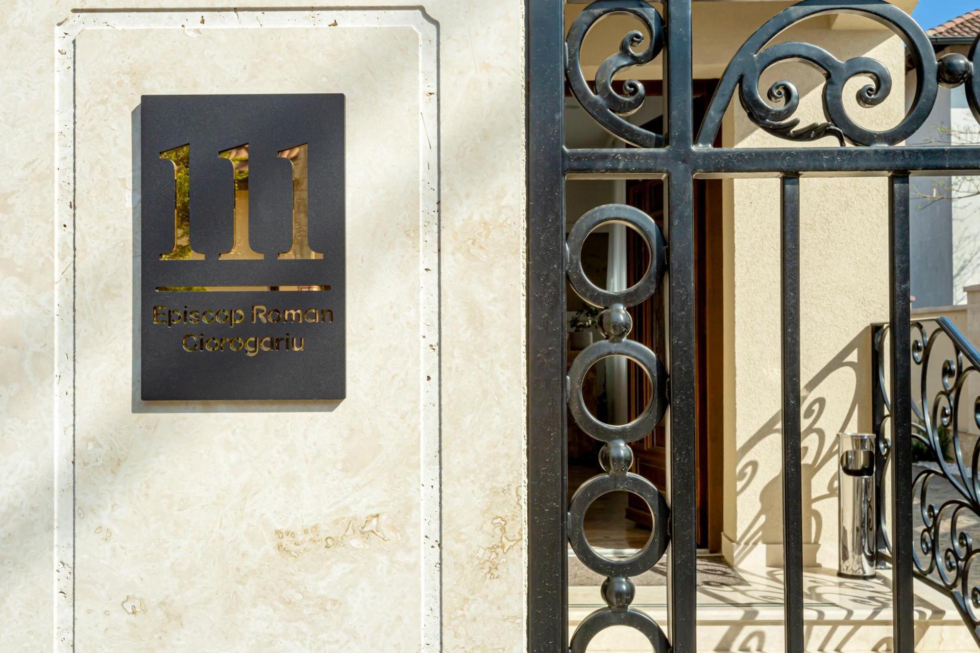 Sika Palladium Garden & Spa Central Apartment Arad Exterior foto
